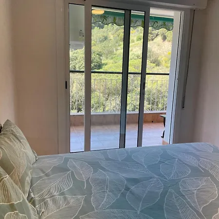 Flat With Birdsongs & Character! * Calella