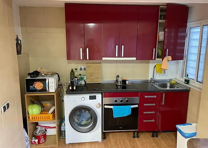 Flat With Birdsongs & Character! Калелья